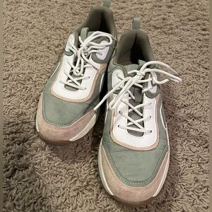 JustFab Green and Tan Sneakers